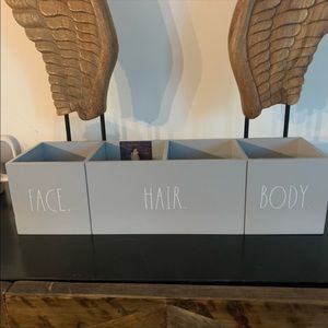 Makeup & accessories organizer